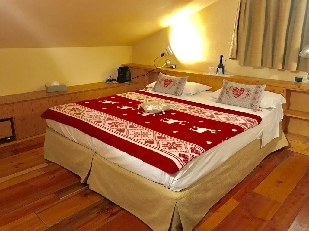 Shatush Hotel Courmayeur Exterior foto